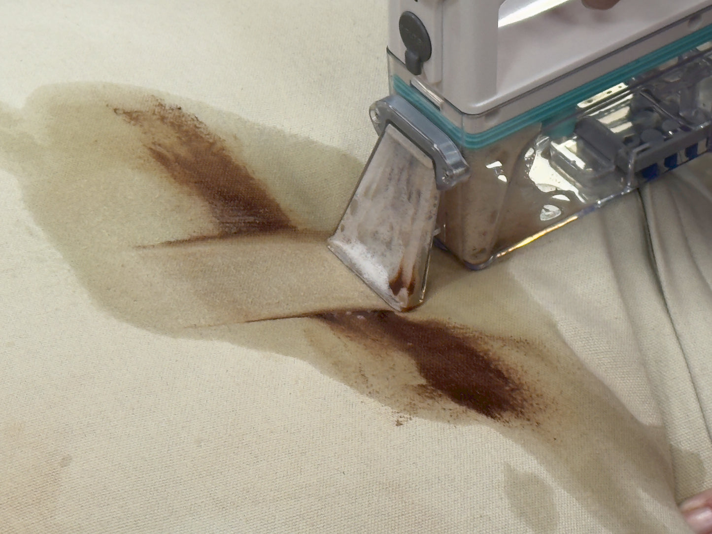 Zippi Spot Jet – Rechargeable Handheld Stain Remover